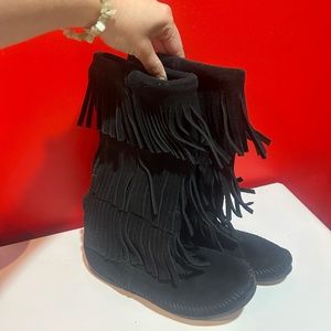 Minnetonka Fringe boots